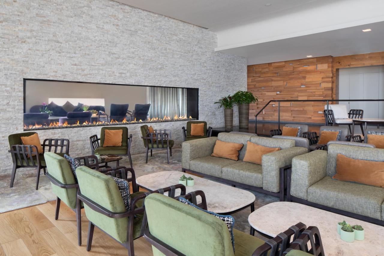 Cramim By Isrotel Exclusive Kiryat Anavim Luaran gambar The lounge at the airport