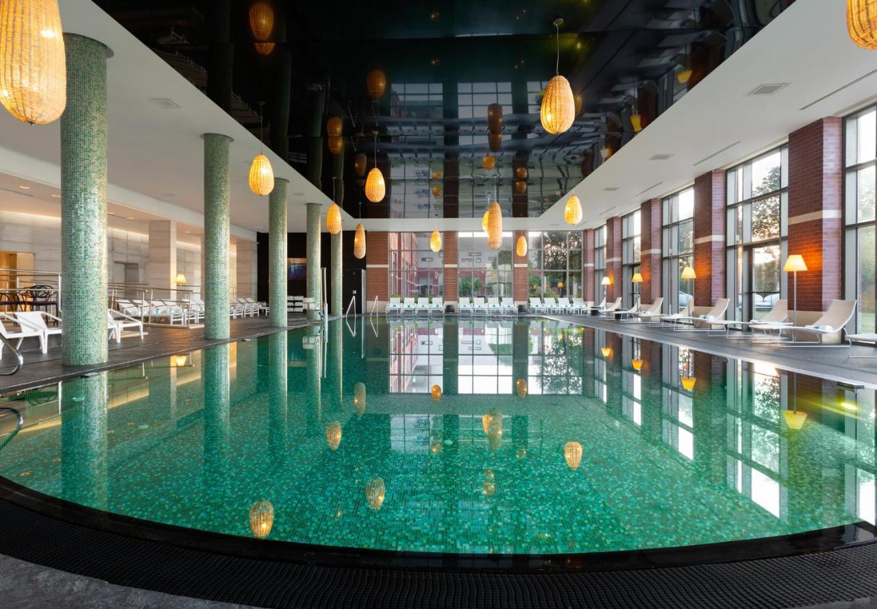 Cramim By Isrotel Exclusive Kiryat Anavim Luaran gambar The swimming pool at the Mandarin Oriental