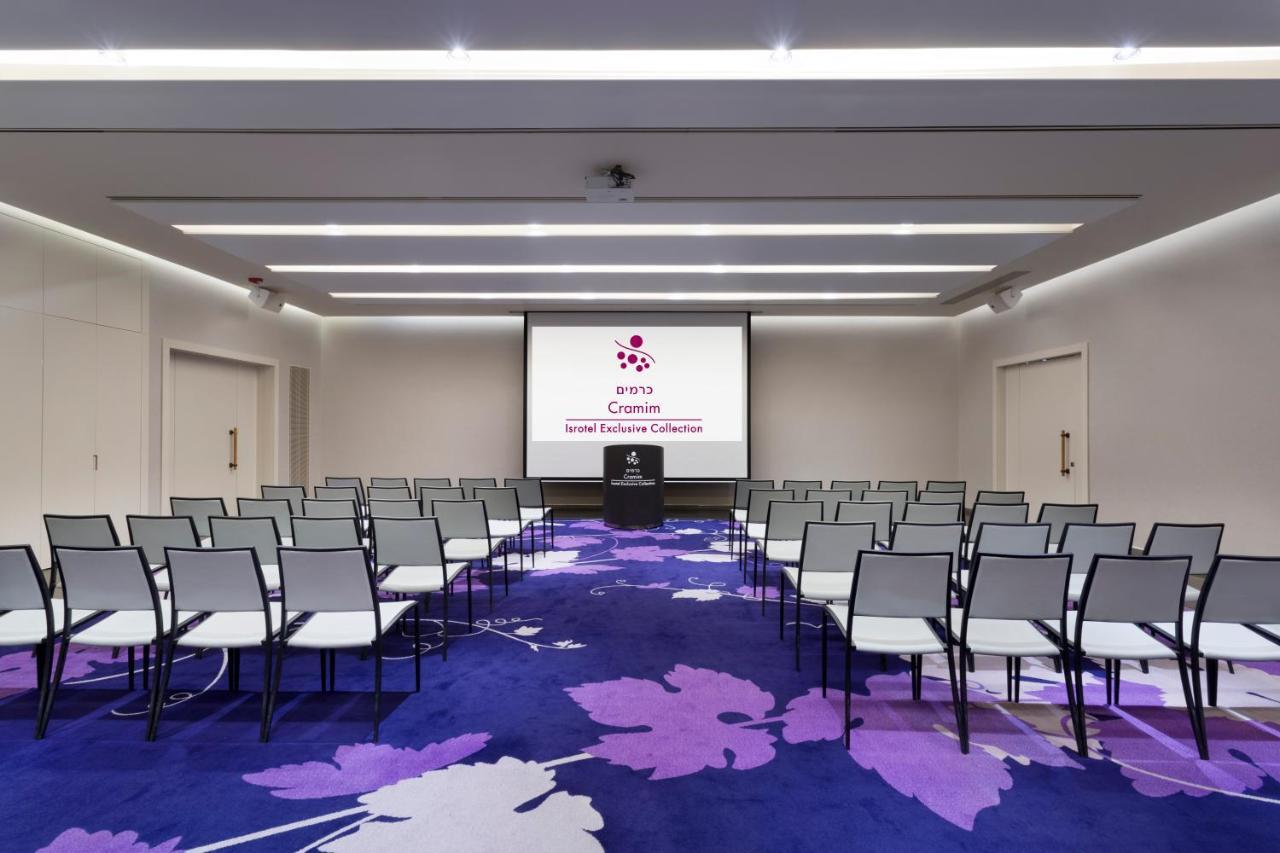 Cramim By Isrotel Exclusive Kiryat Anavim Luaran gambar The Crowne Plaza Hotel, London, where the 2011 meeting was held